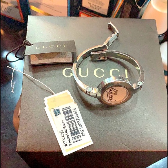 Gucci ladies band watch - Picture 6 of 6